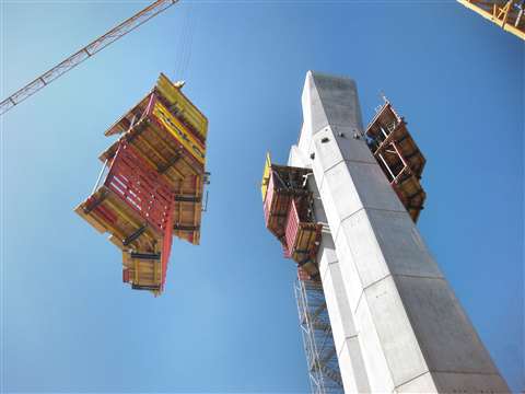 Doka SKE100 plus platforms being lifted off of the piers